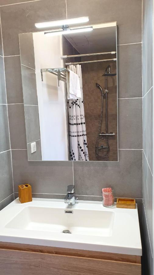 Appartement Etamine, L'Ermitage Les Bains, Proche Du Lagon Pour 6 Personnes Ла-Салін-ле-Бен Екстер'єр фото